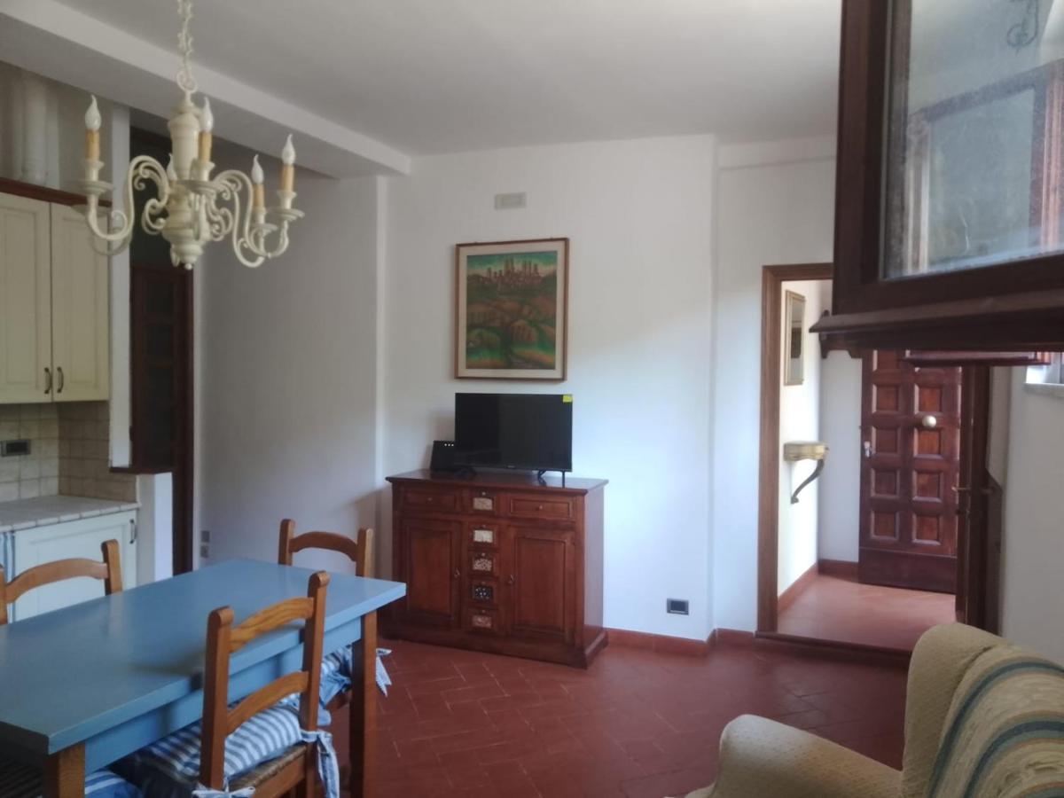 산지미냐노 La Casina Tra Le Torri 아파트 외부 사진